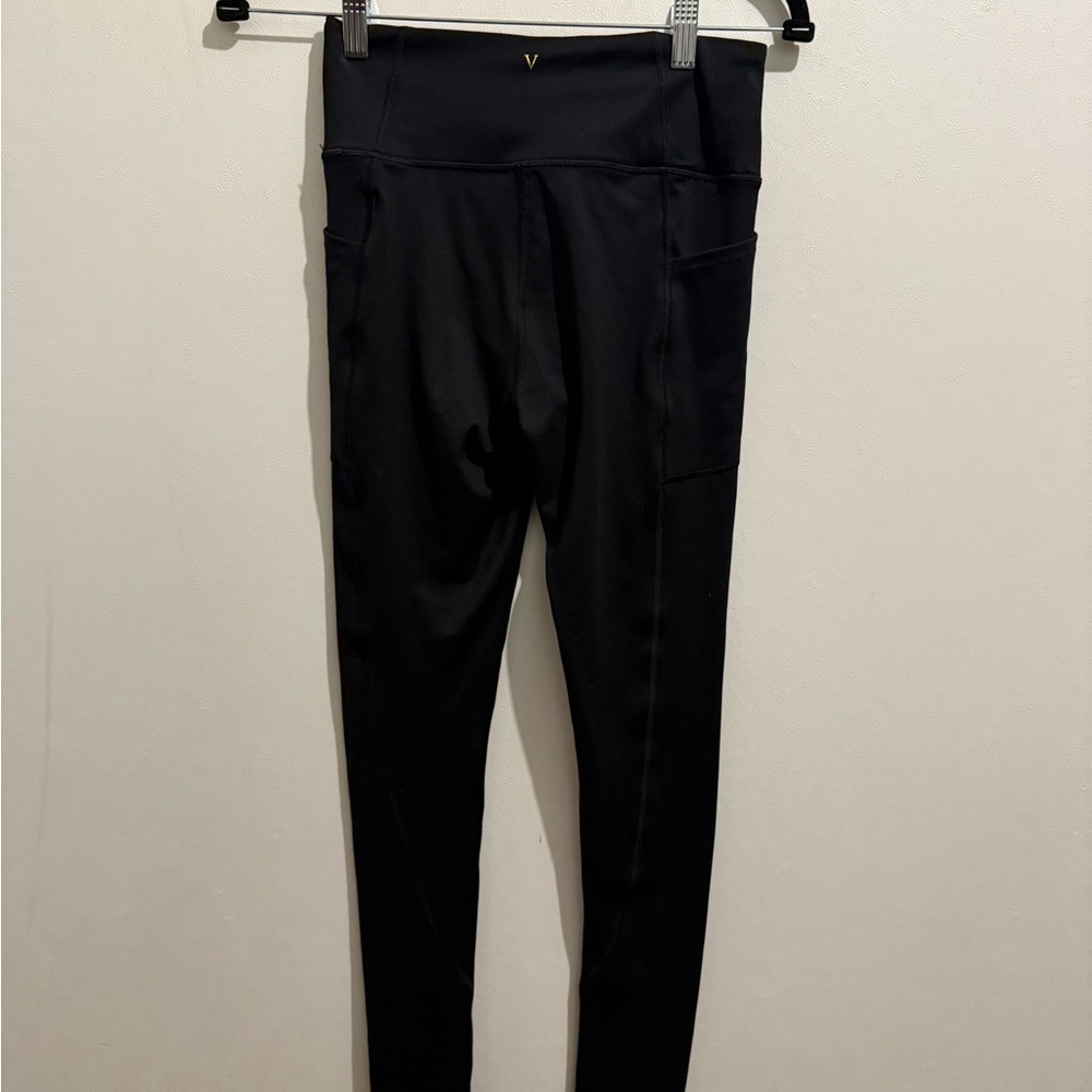 🤎Victoria's Secret Black Leggings - Picture 4 of 5